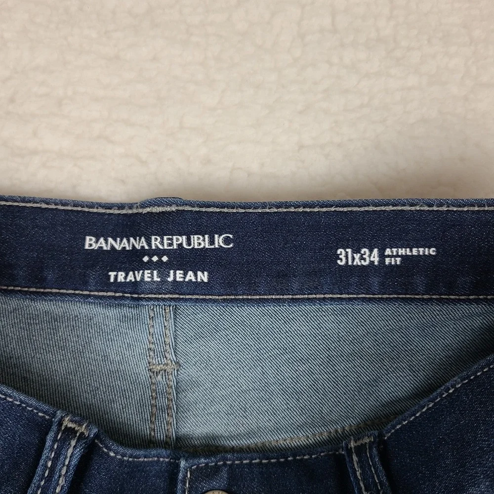 Banana Republic Travel Jeans Men 31x34 Blue Athletic Fit Dark Wash Denim NEW NWT